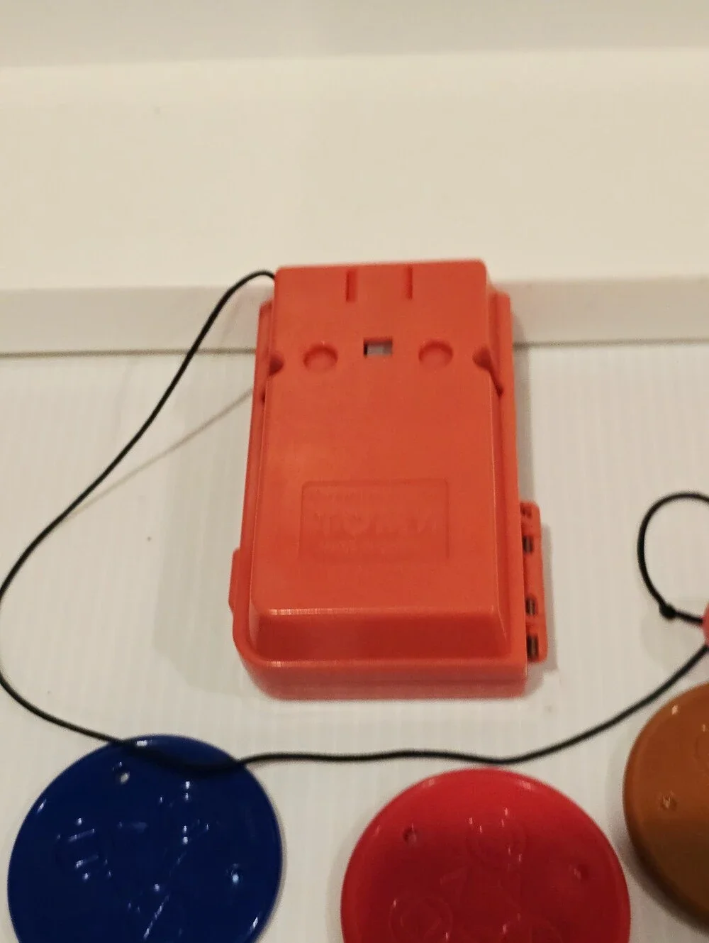 Vintage Pokemon Battle BattPoke Ball Blaster Toy with Discs and Game Cards Set